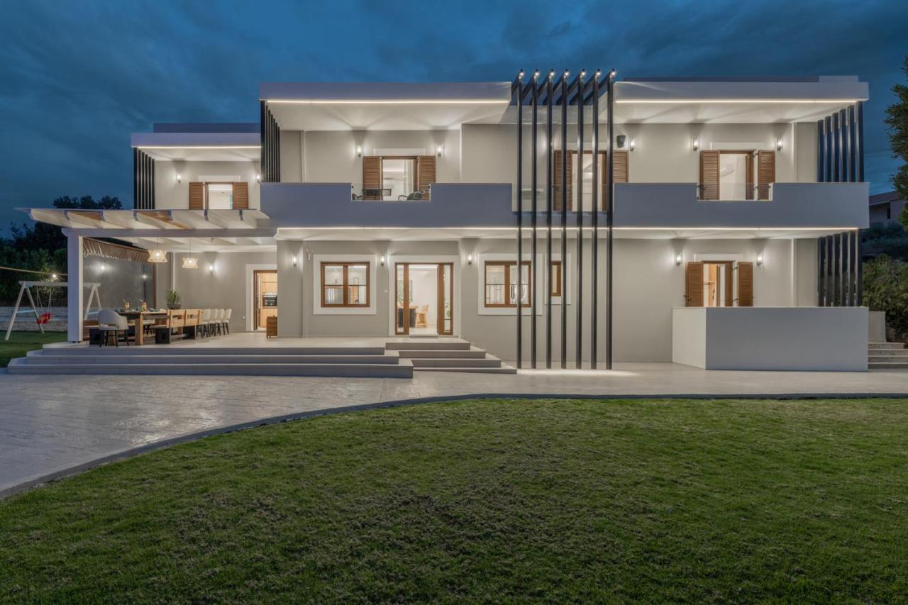 Elaida Villa, Heaven On Earth, By Thinkvilla Perama  Luaran gambar